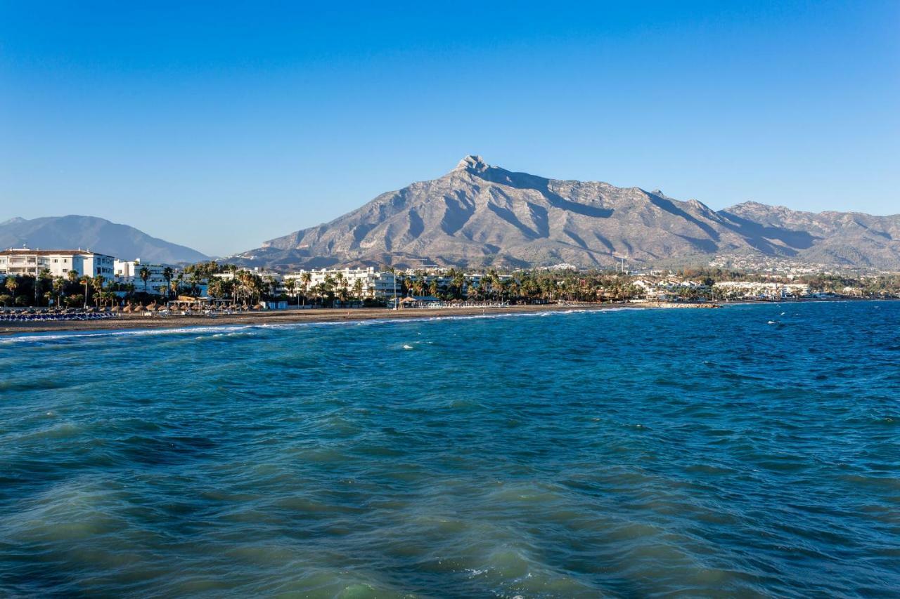 By Riva - Luxurious, Exclusive 2 Bedroom Apt Inside Puerto Banus Марбелья Экстерьер фото